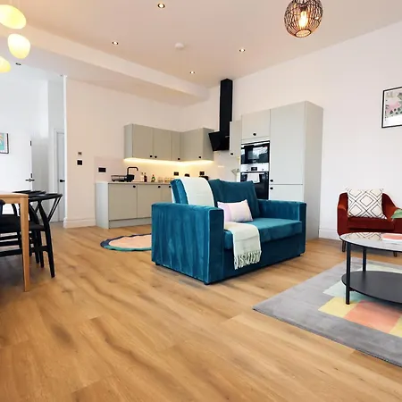 No 3 Princes - Stylish For Work & Leisure Bristol