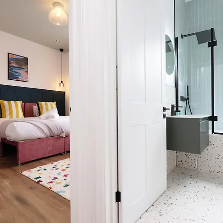 No 3 Princes - Stylish For Work & Leisure דירה *